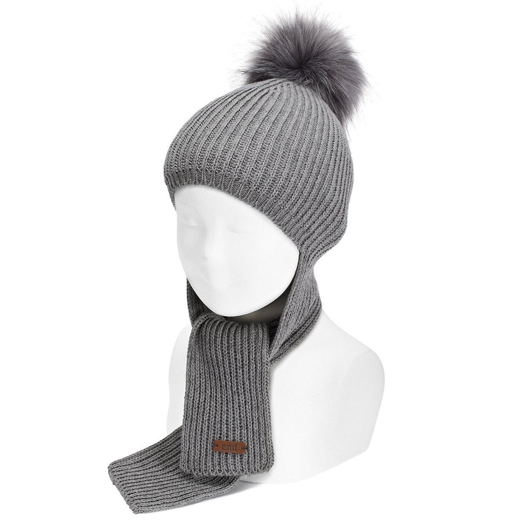 English rib stitch scarf-hat with faux fur pompom