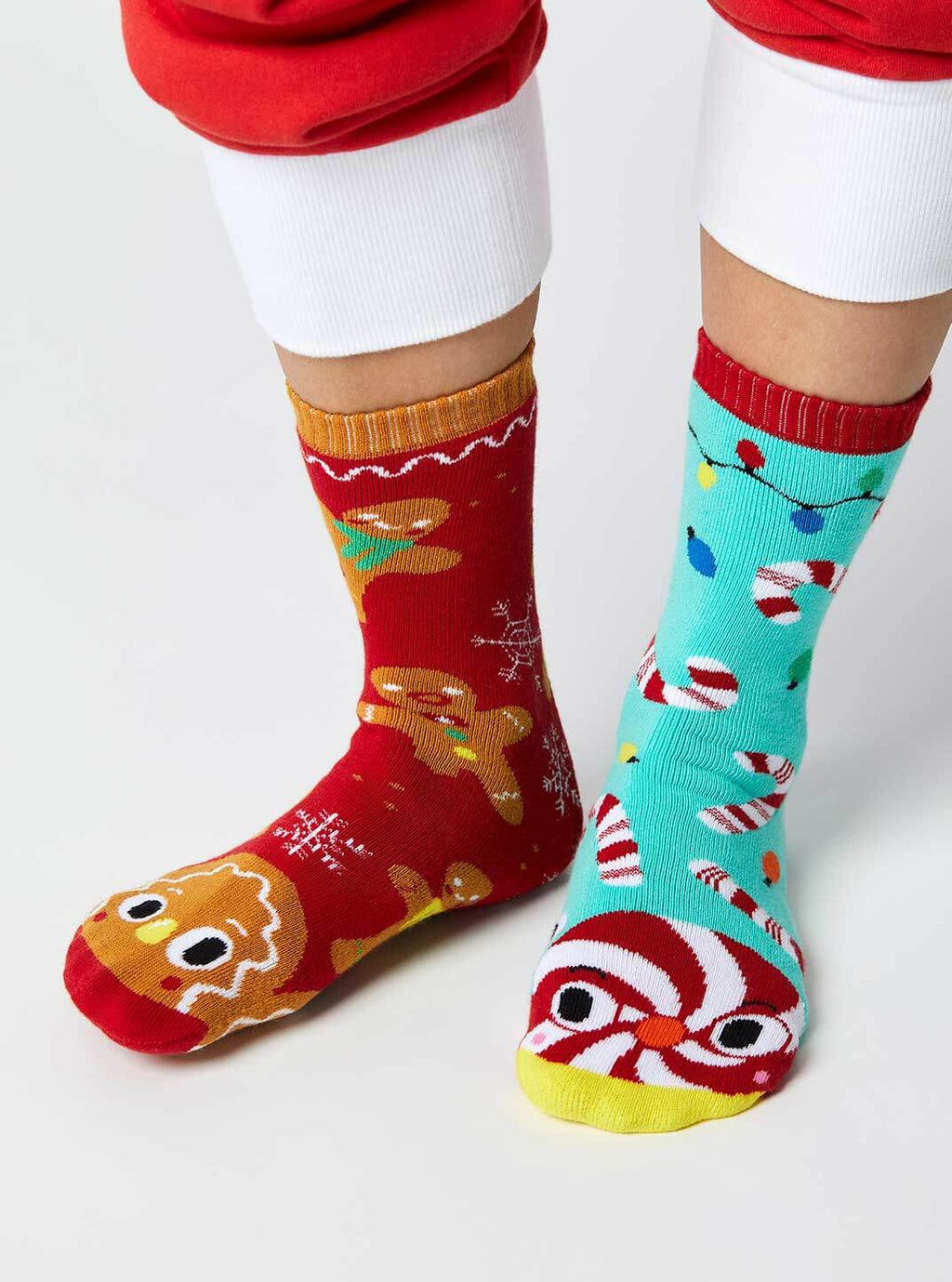 GINGERBREAD & CANDY CANE pals socks Christmas